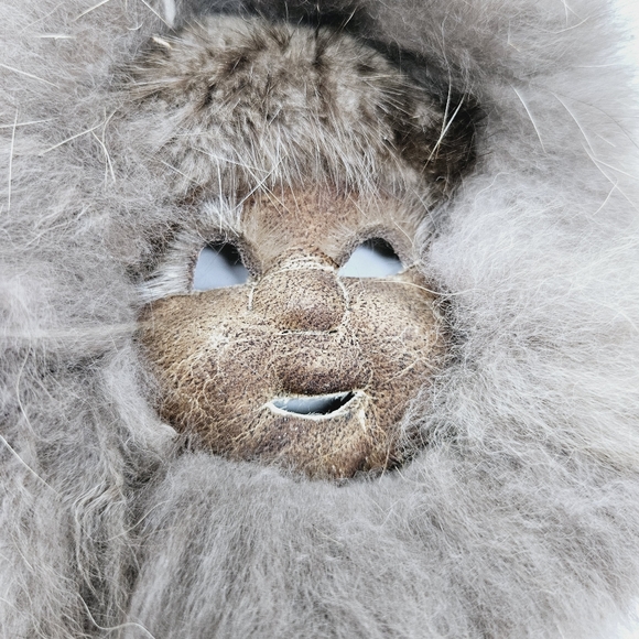 HANDMADE | Alaska Alaskan Artisan seal skin mask - Picture 3 of 6